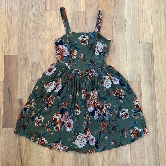 xhilaration - sage floral dress - size xs - Picture 1 of 10